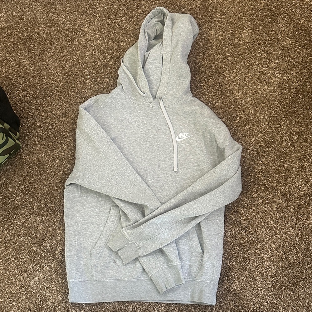 Nike Light Gray Pullover Hoodie